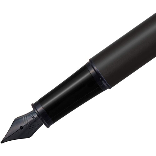 Parker Fountain Pen IM Achromatic Collection Fine Point Matte Black 2127900