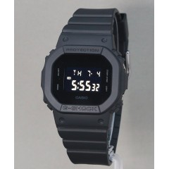 Casio G-Shock Digital Women GMD-S5610BB-1JF