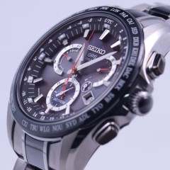 Seiko Astron SBXB041