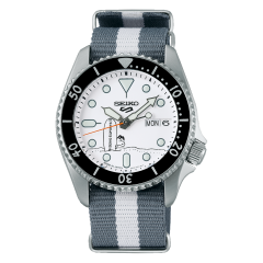 Seiko 5 Sports 55th Anniversary PEANUTS Collaboration Limited Edition SBSA233